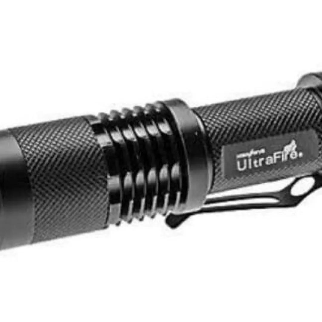 The Black Mini CREE Q5 300 Lumens Super Bright LED Flashlight | Outdoor Innovation