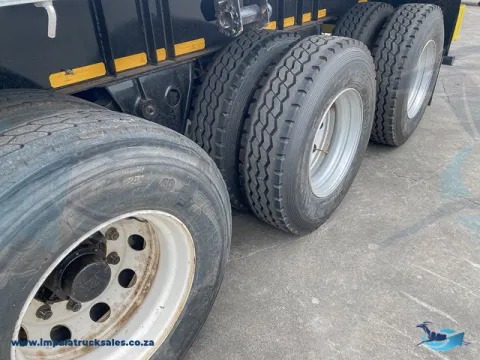 Ramkat Flatdeck Tri-axle Trailer