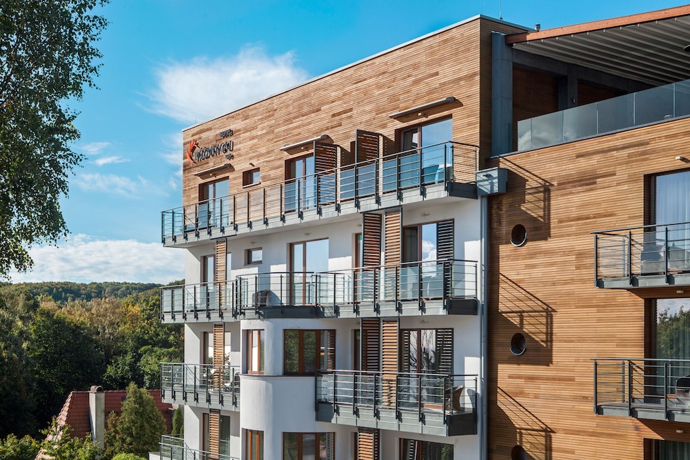 Hotel Rozany Gaj (May 12, 2026 to Jun 11, 2026) | XL Boland Travel 