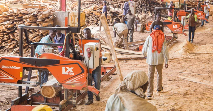 Établir la Norme d'Excellence en Afrique | Wood-Mizer
