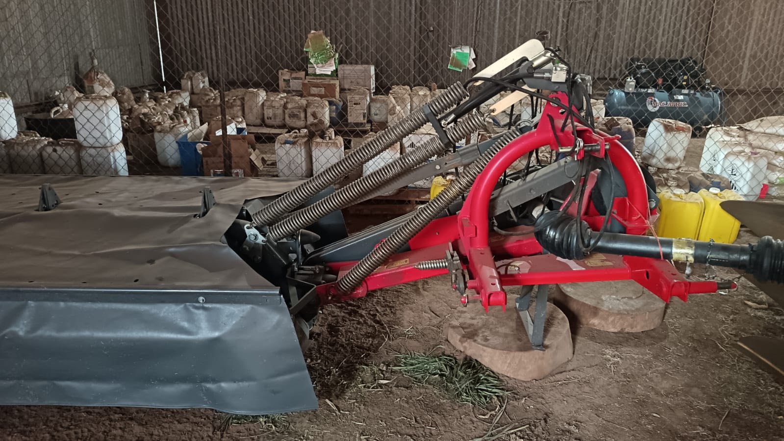 Massey Ferguson 255 P RC Snyer Kneuser -80 ha gewerk | Agrimar 