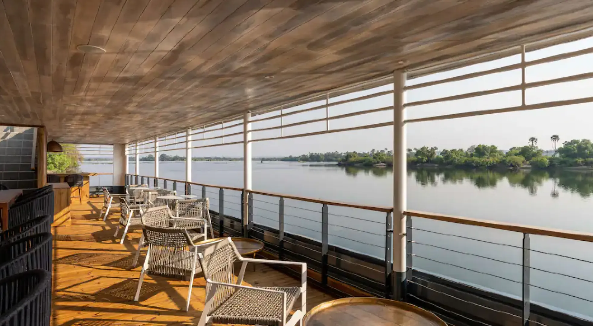 Radisson Blu Mosi-Oa-Tunya (Apr 9, 2026 to Aug 30, 2026) | XL Boland Travel 