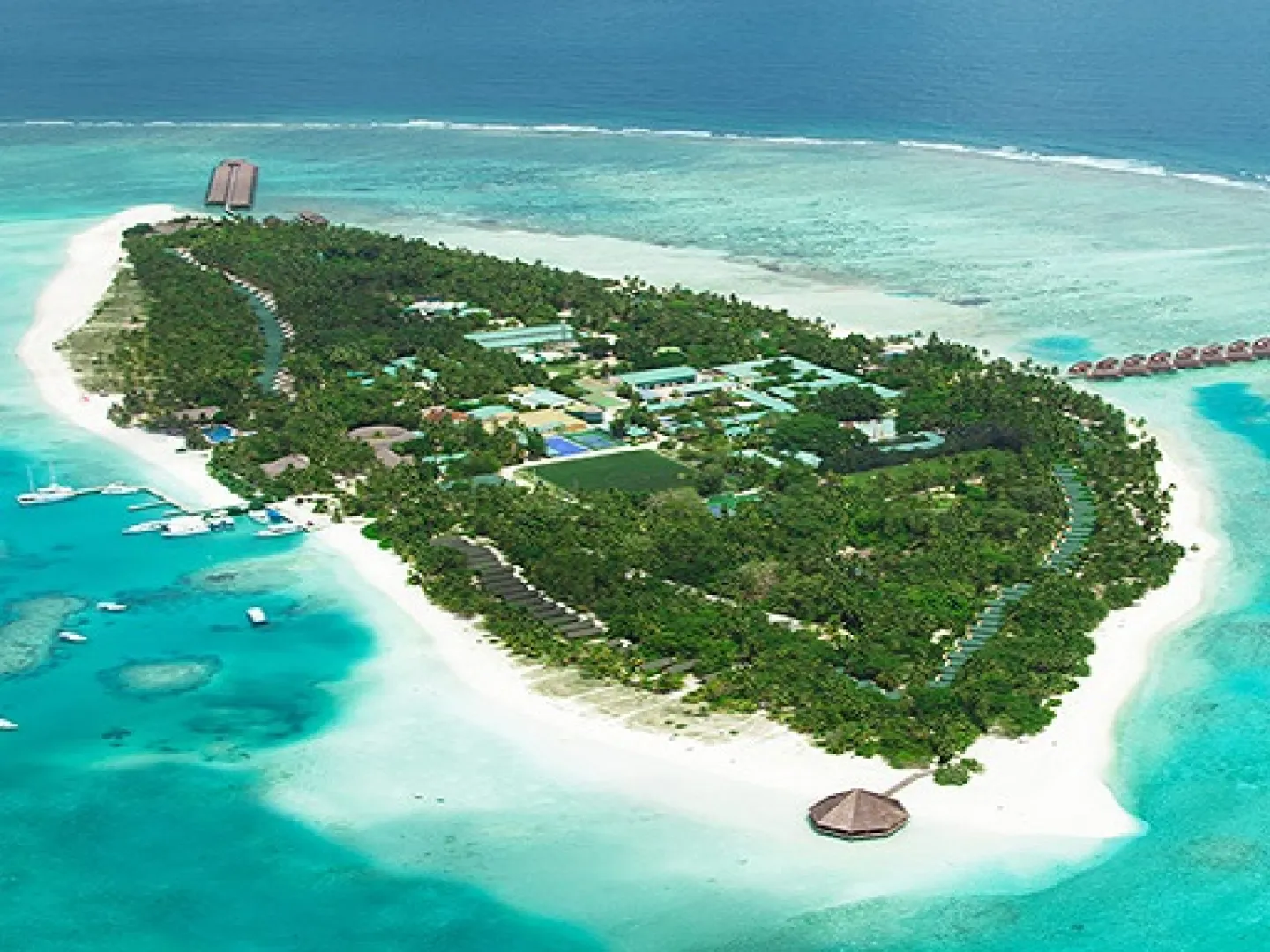 Meeru Island Resort &amp; Spa (May 1, 2026 to Sep 30, 2026) | XL Boland Travel 