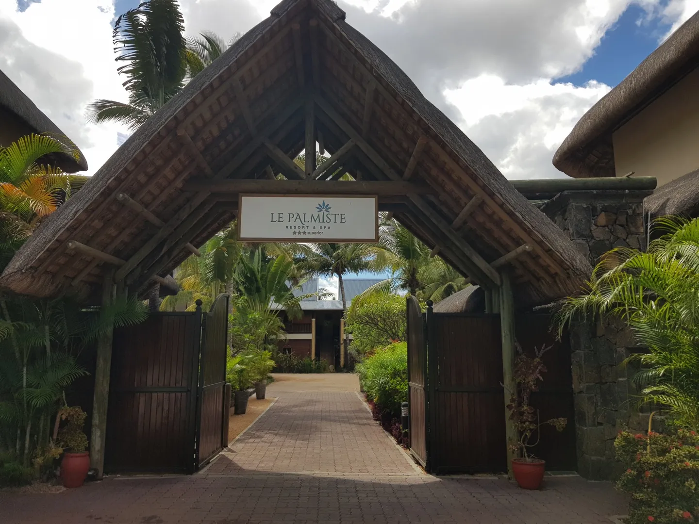 Le Palmiste Resort &amp; Spa (May 4, 2026 to Apr 16, 2026) | XL Boland Travel 