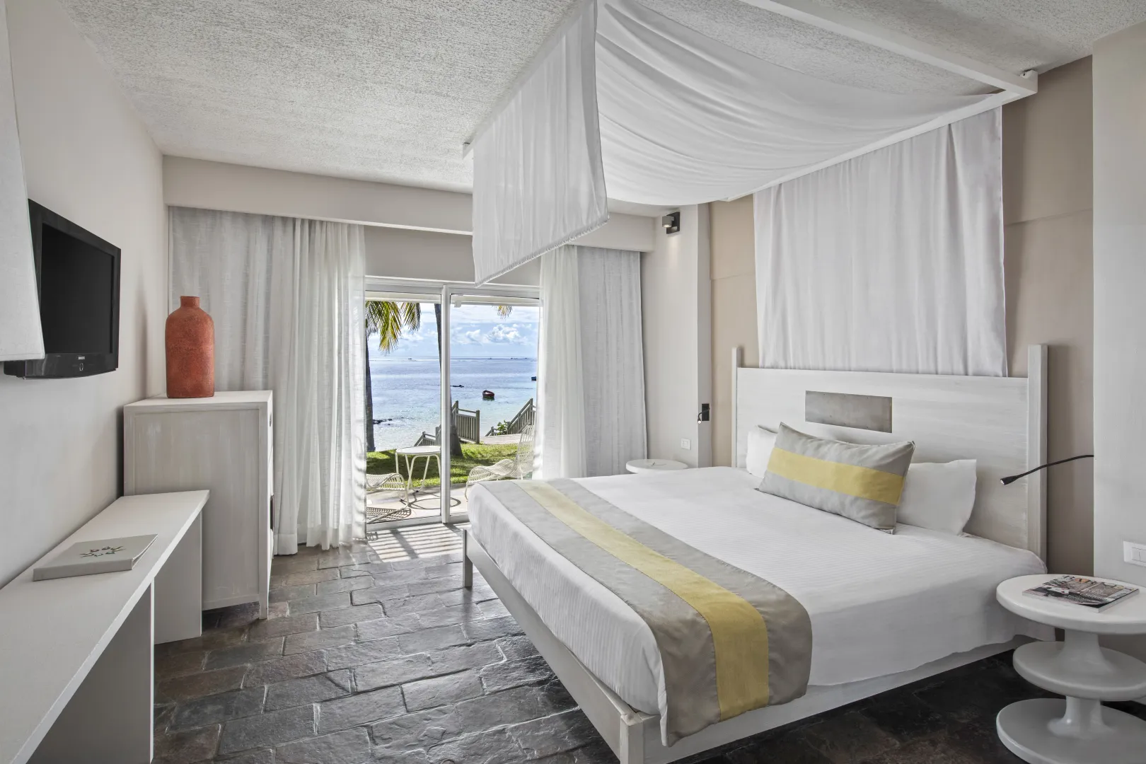 Solana Beach Mauritius (May 4, 2026 to Apr 16, 2026) | XL Boland Travel 