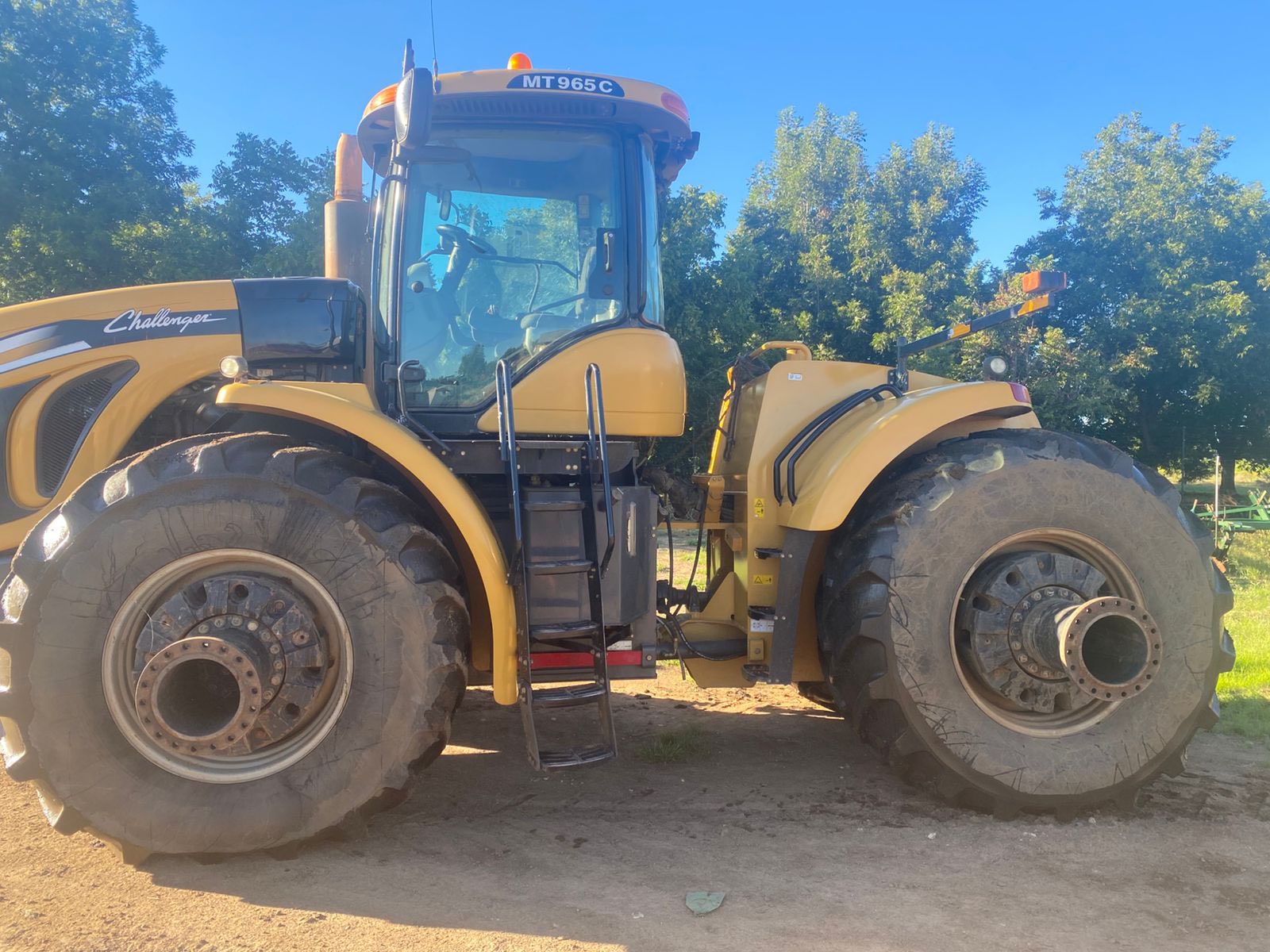 2014 Challenger MT 965 C trekker | Agrimar 