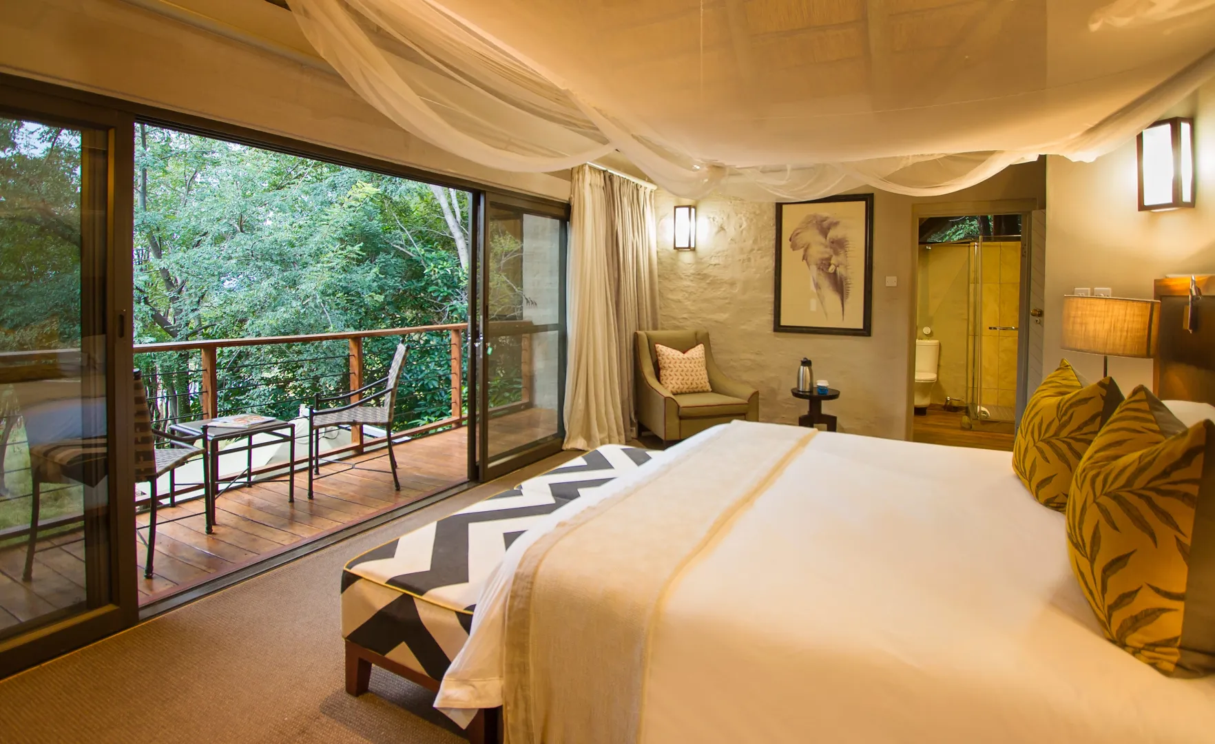 Victoria Falls Safari Suites (May 7, 2026 to Aug 30, 2026) | XL Boland Travel 