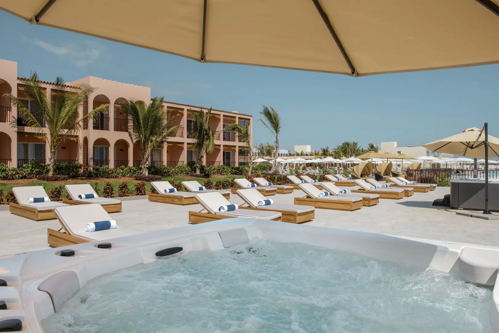 The Mora Zanzibar (Oct 20, 2026 to Nov 26, 2026) | XL Boland Travel 