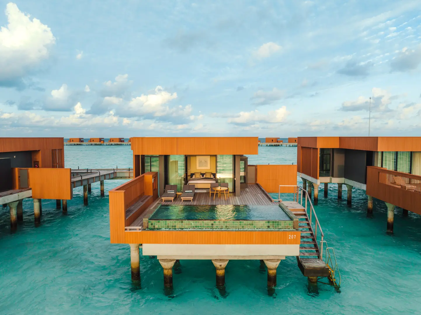 Veligandu Maldives Resort Island (Sep 1, 2026 to Sep 30, 2026) | XL Boland Travel 