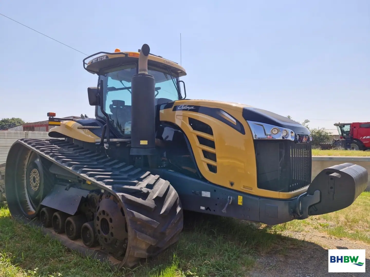 Challenger MT875E