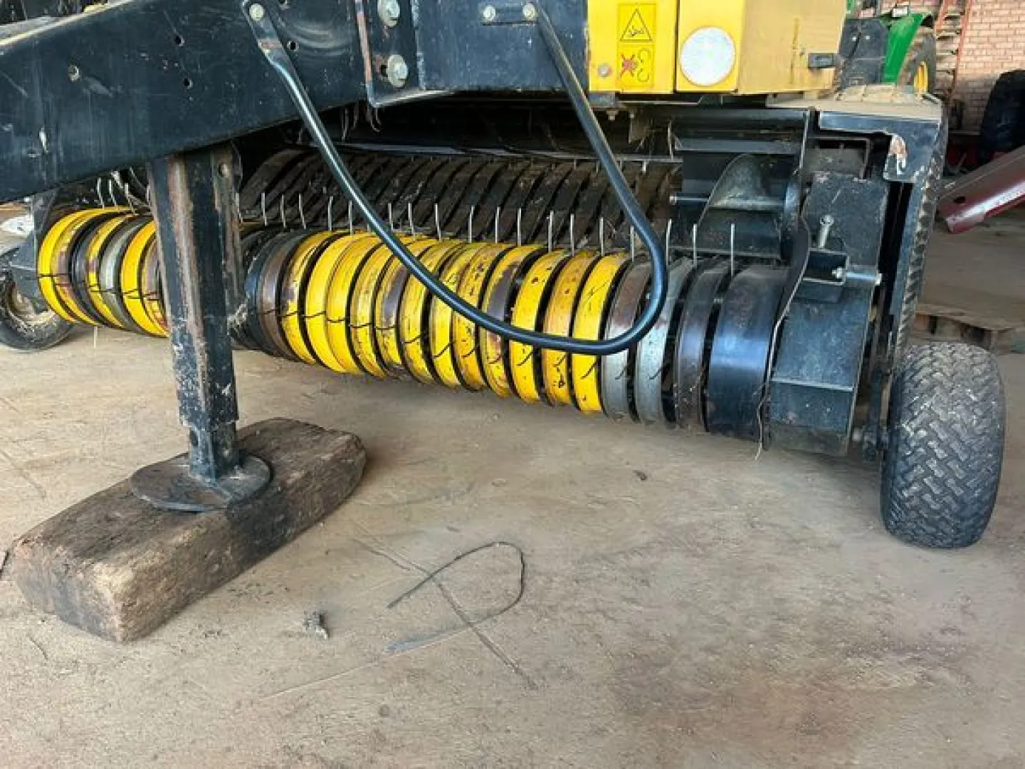 New Holland BR55C Baler | Agrimar