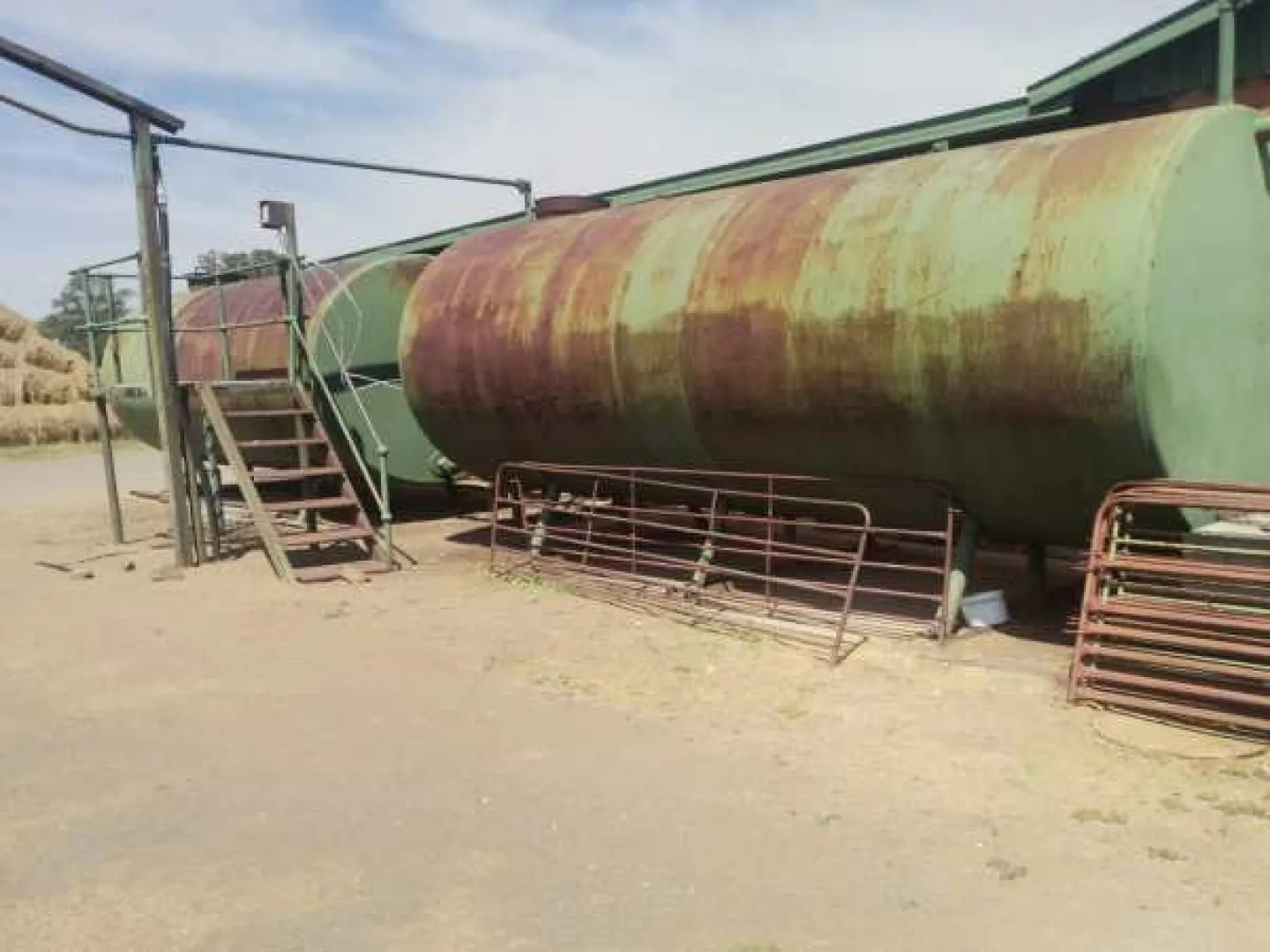 Molasses Tanks | QAC Equipment