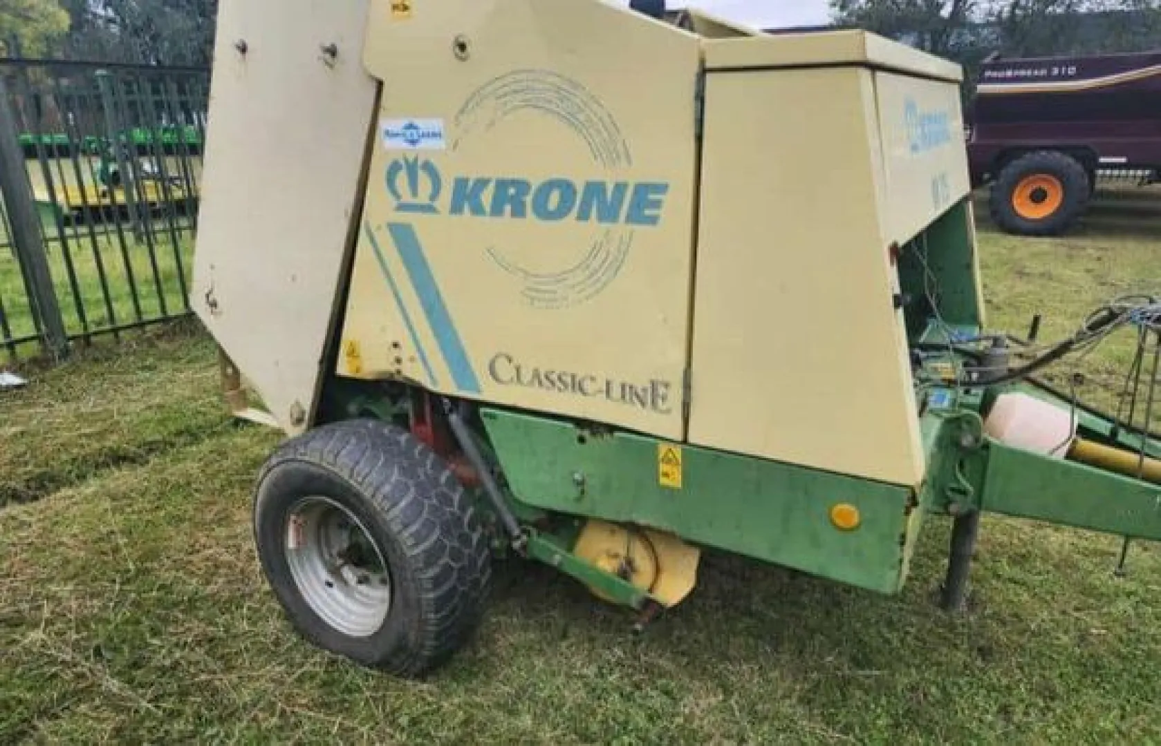 Krone kr 125 baler | MK Landbou Dienste