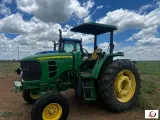 John Deere 6110D