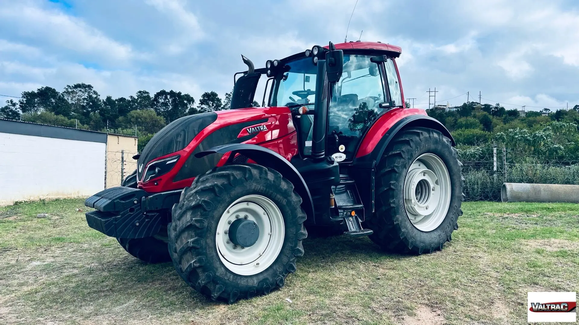 VALTRA T194A twin trac