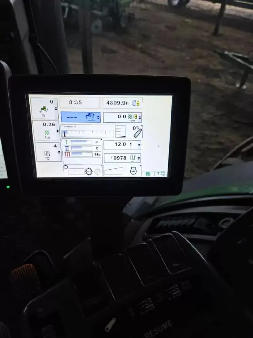Miller Nitro 5240 | Sprayer with 30m boom | QAC Equipment