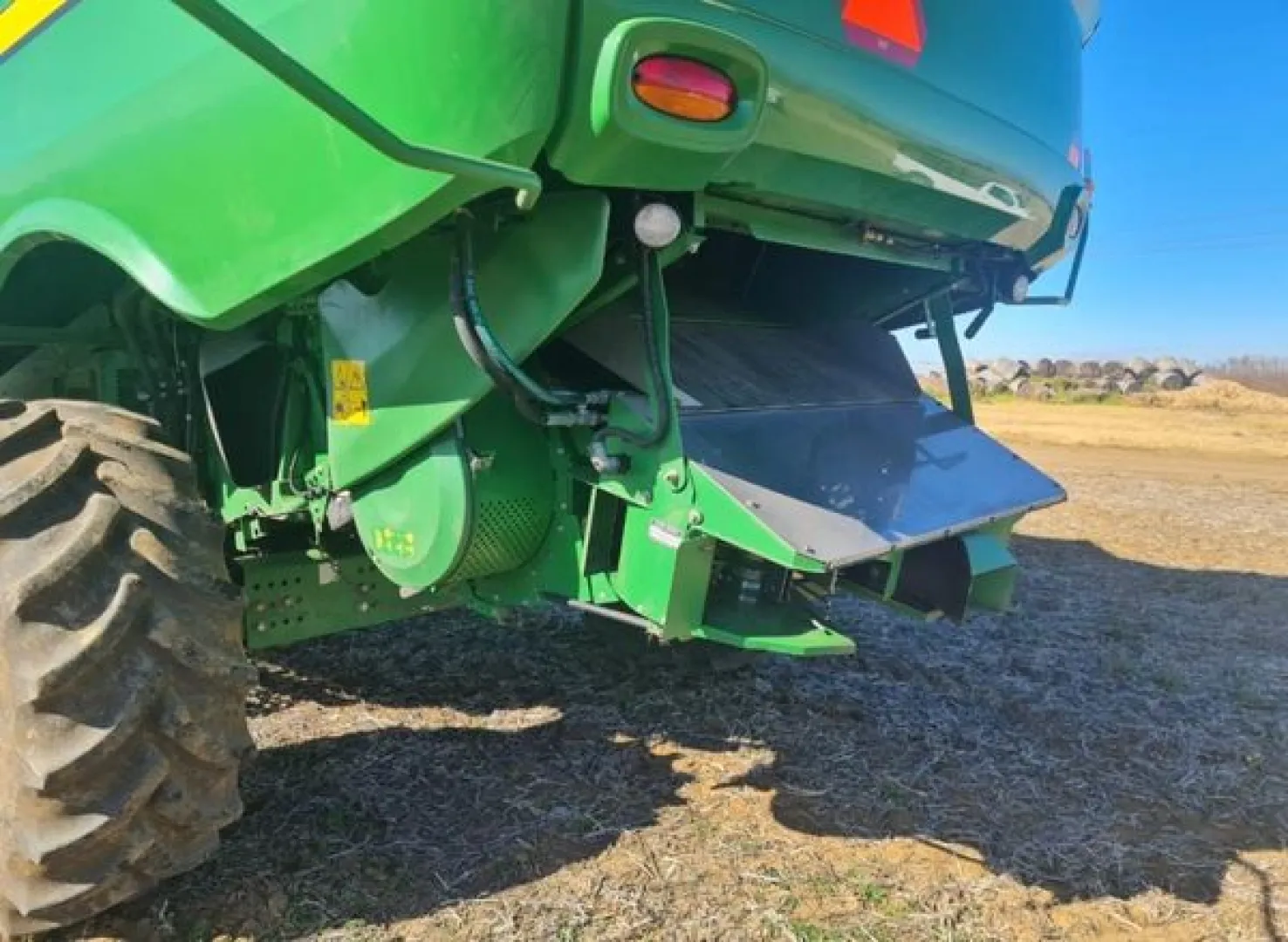 John DEERE S670 | MK Landbou Dienste
